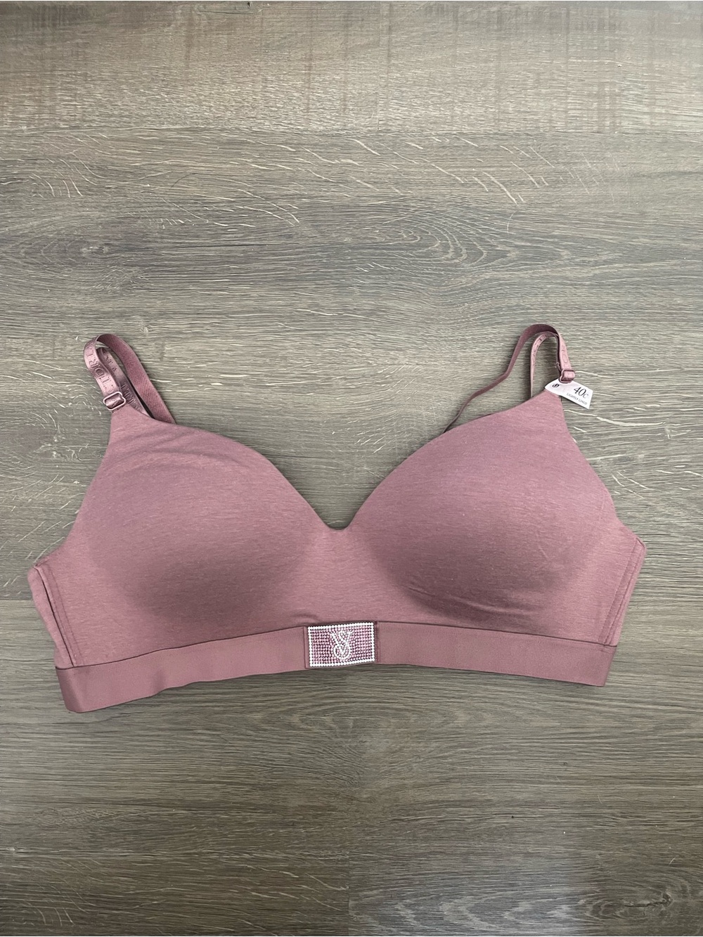 NWT Victorias Secret The T Shirt Shine Patch Lightly Lined Wireless Bra Size 40C - Picture 2 of 8